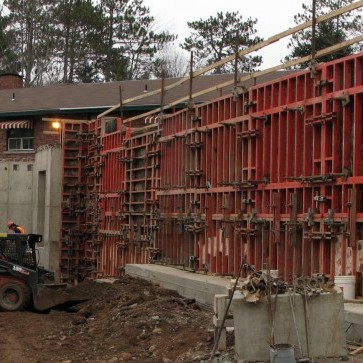 Wauklechegan Manor (2007)